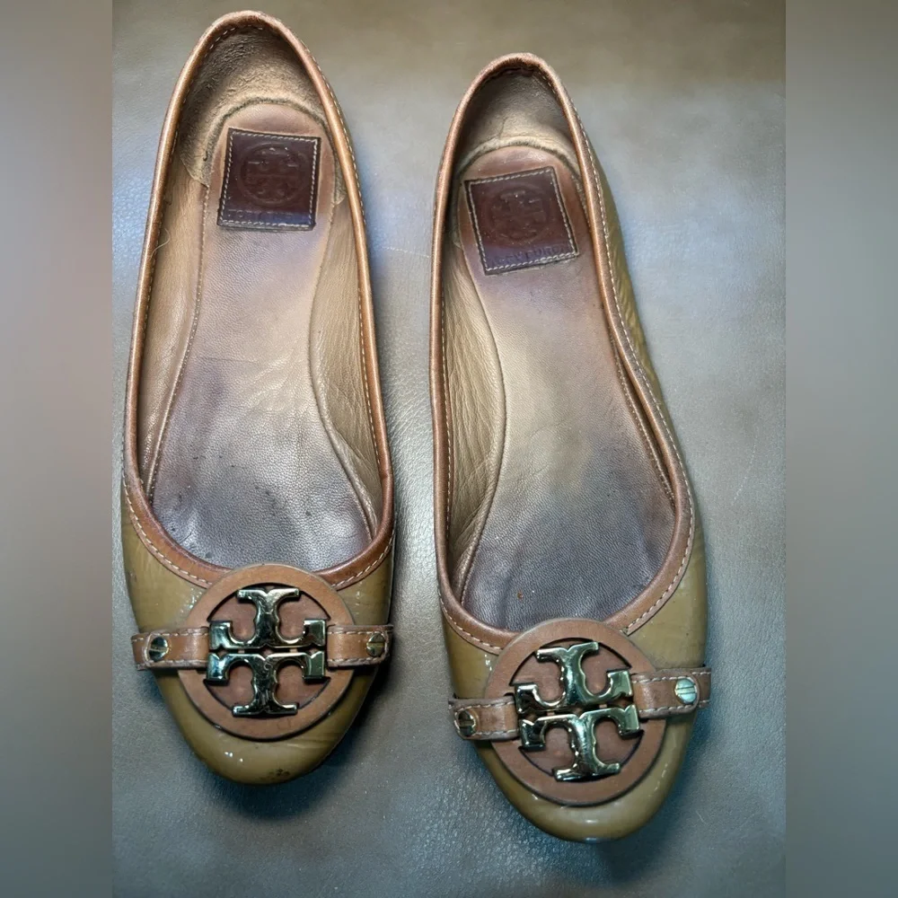 Tory Burch Tan and Gold Ballet Flats
